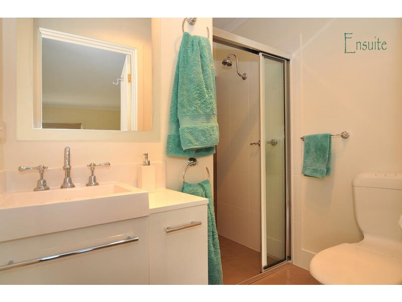 28 Charmaine Avenue, Para Vista SA 5093