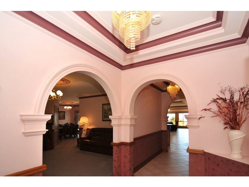 10 Swansea Circuit, Gulfview Heights SA 5096