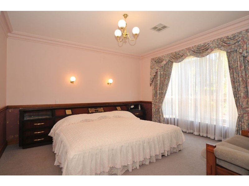 10 Swansea Circuit, Gulfview Heights SA 5096