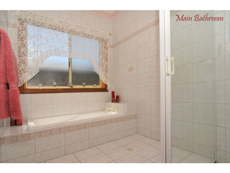 10 Swansea Circuit, Gulfview Heights SA 5096