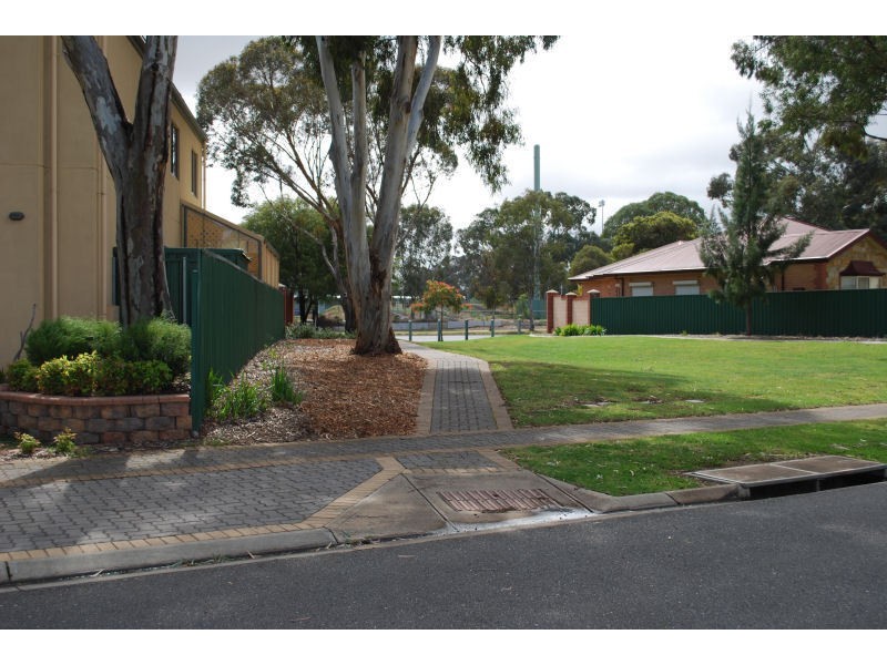 33 Willow Bend, Marden SA 5070