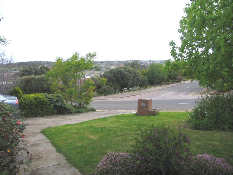 2 Olympiad Court, Golden Grove SA 5125