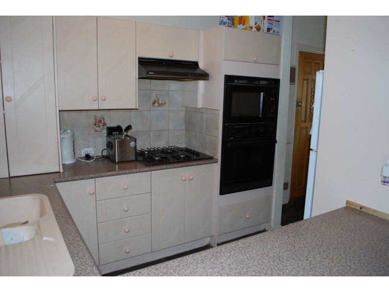 24 Wandana Avenue, Gilles Plains SA 5086