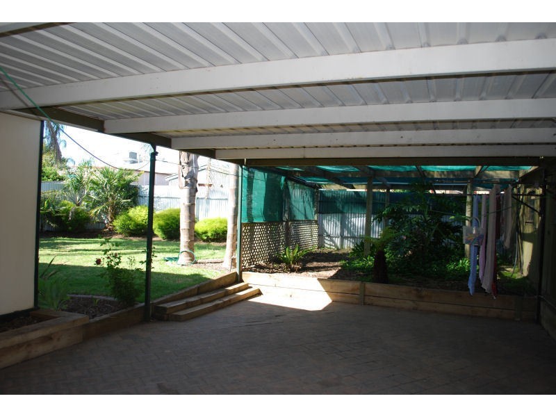 24 Wandana Avenue, Gilles Plains SA 5086