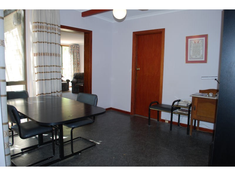 14 Sinclair Crescent, Para Hills SA 5096