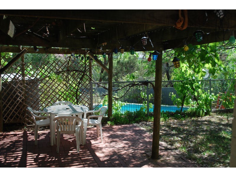 14 Sinclair Crescent, Para Hills SA 5096