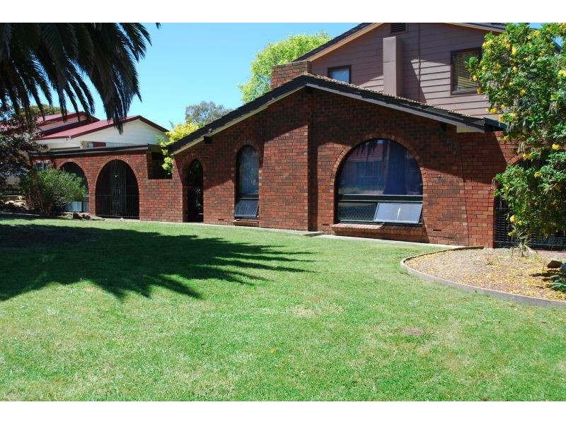 17 Phoebe Avenue, Modbury Heights SA 5092