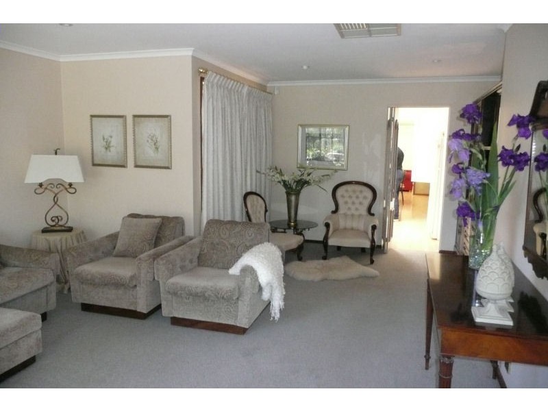 36 Ninnis Court, Greenwith SA 5125