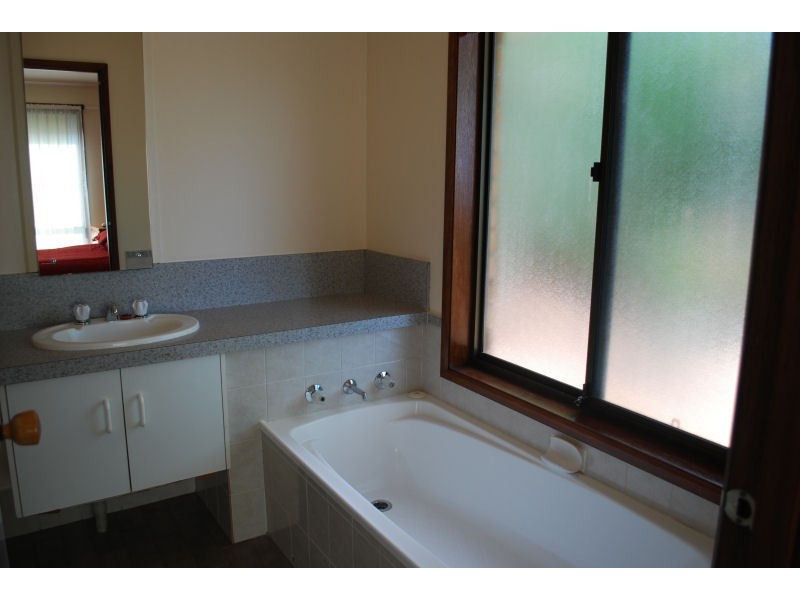 15 Tennant Court, Golden Grove SA 5125