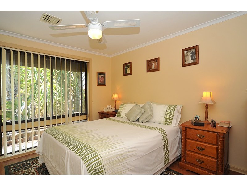 8 Heysen Avenue, Hope Valley SA 5090