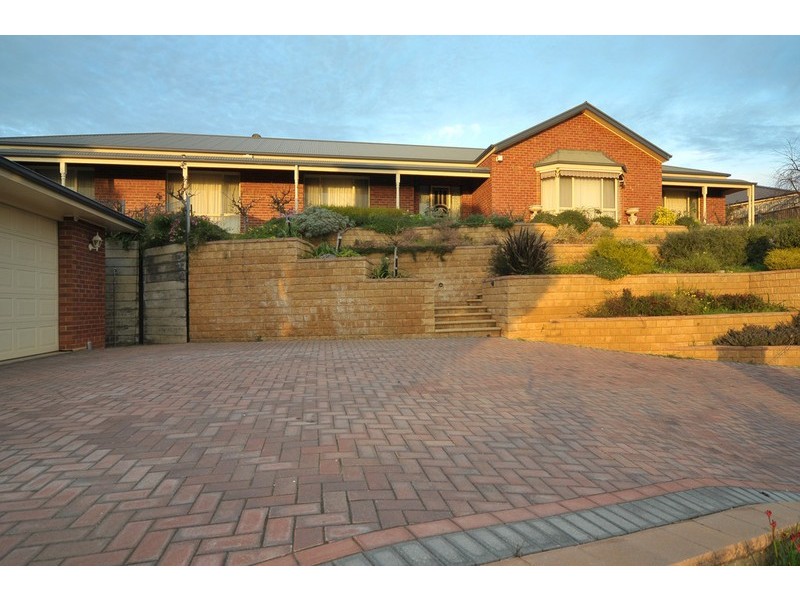 48 Kara Crescent, Gulfview Heights SA 5096