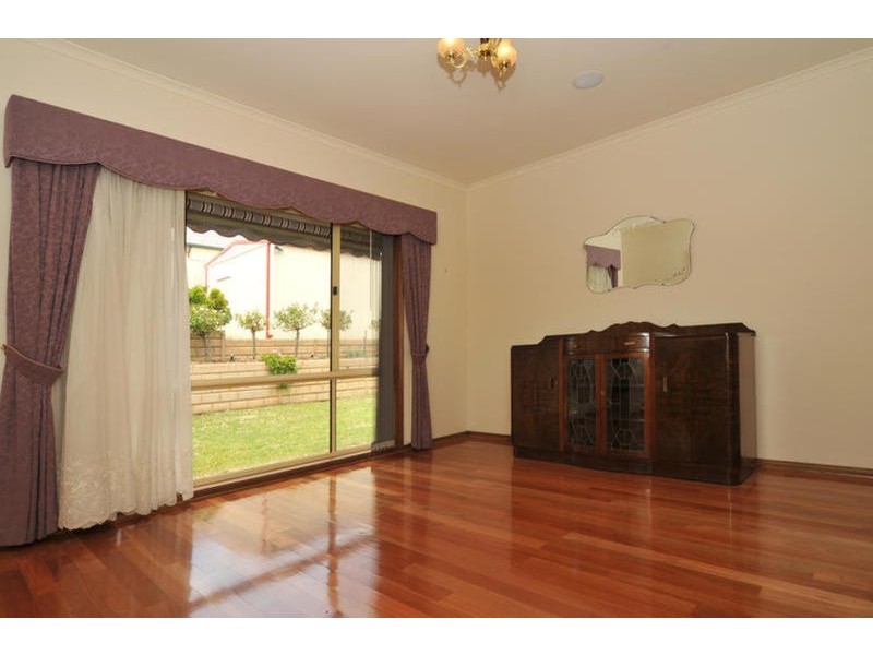 48 Kara Crescent, Gulfview Heights SA 5096