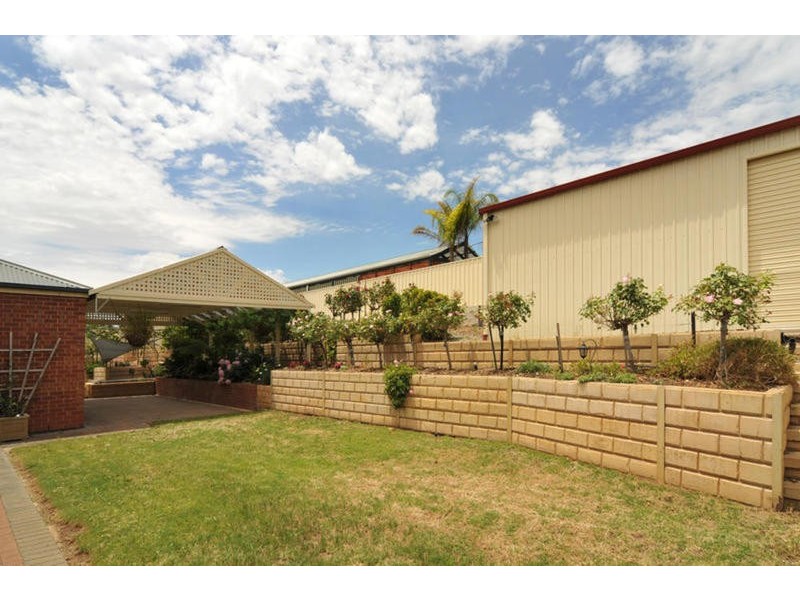 48 Kara Crescent, Gulfview Heights SA 5096