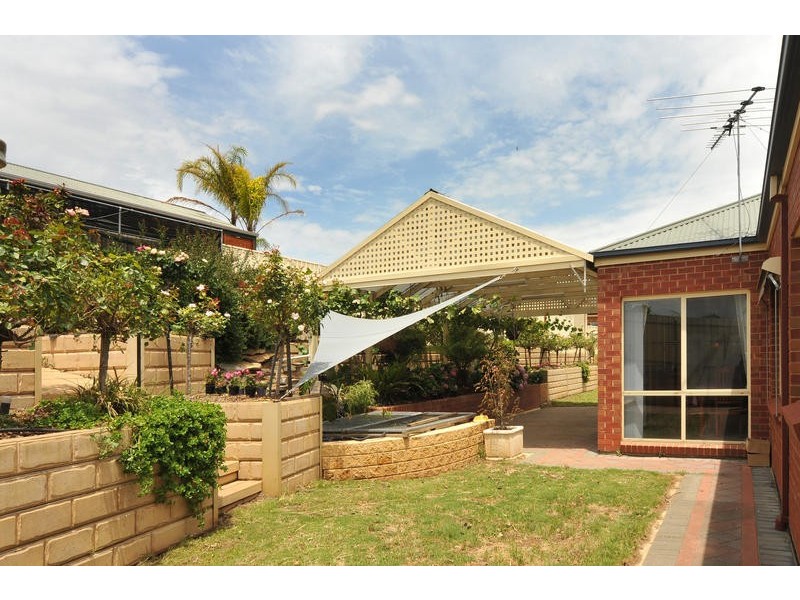 48 Kara Crescent, Gulfview Heights SA 5096