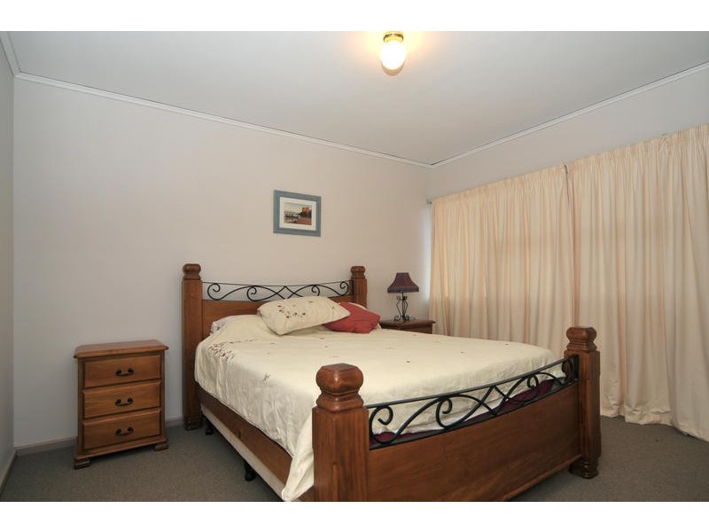 33 Cotton Street, Fairview Park SA 5126