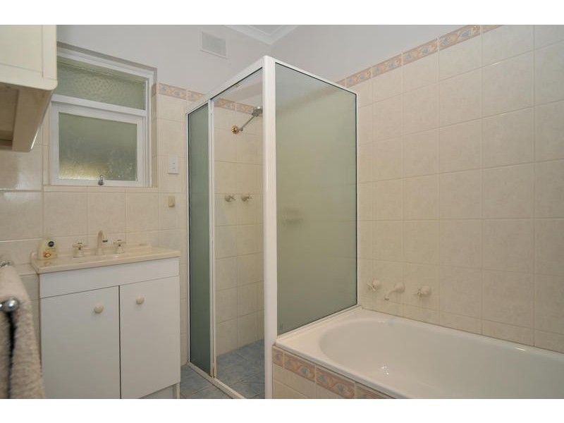 33 Cotton Street, Fairview Park SA 5126