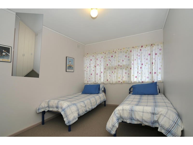 33 Cotton Street, Fairview Park SA 5126