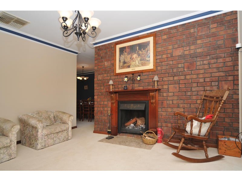 4 Hamilton Court, Salisbury Heights SA 5109