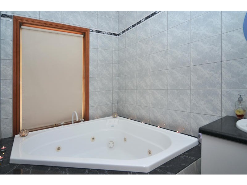 4 Hamilton Court, Salisbury Heights SA 5109