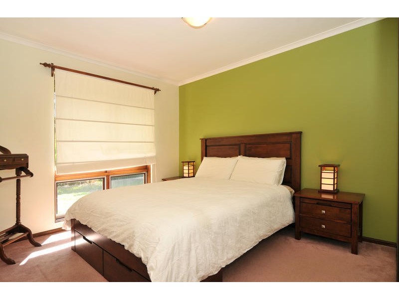 5 Louise Court, Para Hills SA 5096