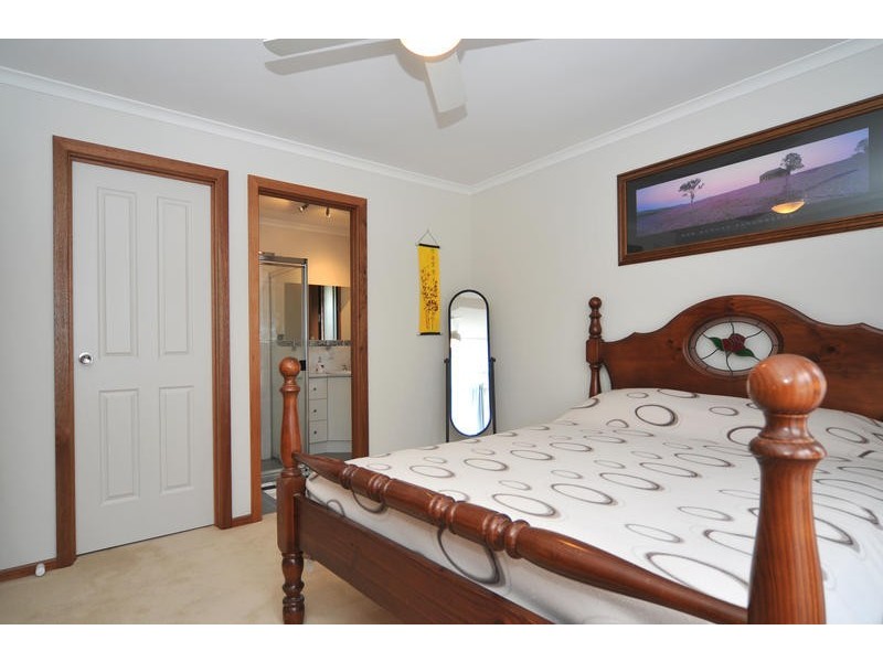 33 Kennedy Street, St Agnes SA 5097