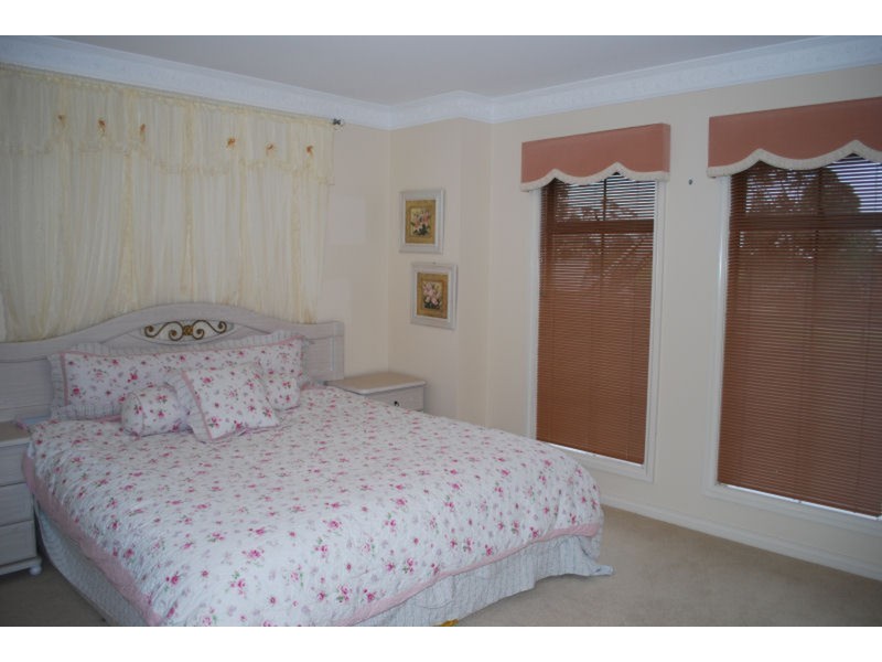 33 Willow Bend, Marden SA 5070