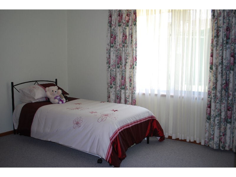 6 Wirth Place, Greenwith SA 5125