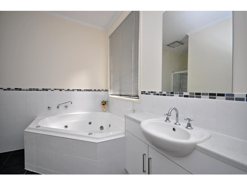 5 Karratta Street, Gilles Plains SA 5086