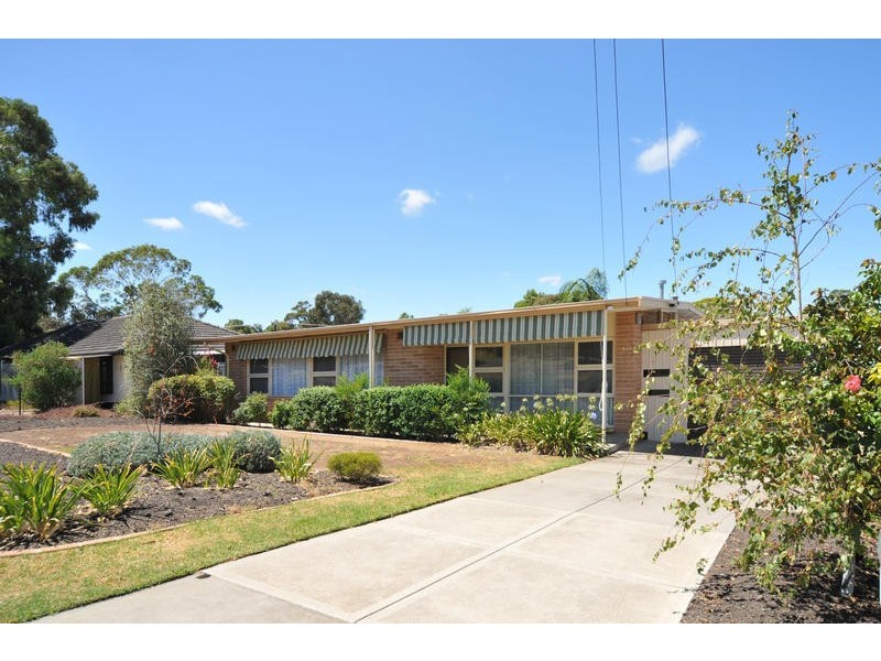 17 Whittaker Drive, Modbury SA 5092