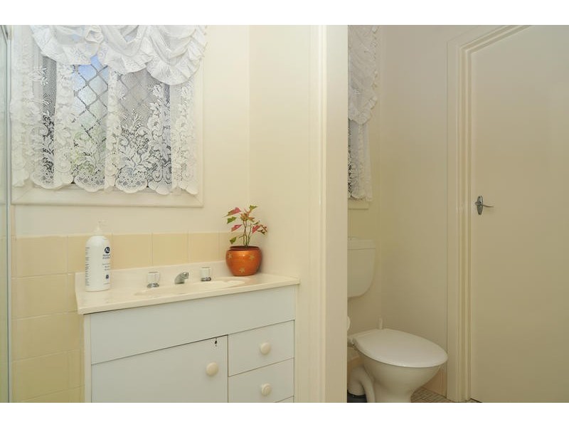 17 Whittaker Drive, Modbury SA 5092