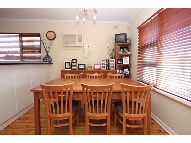 10 Moore Crescent, Campbelltown SA 5074