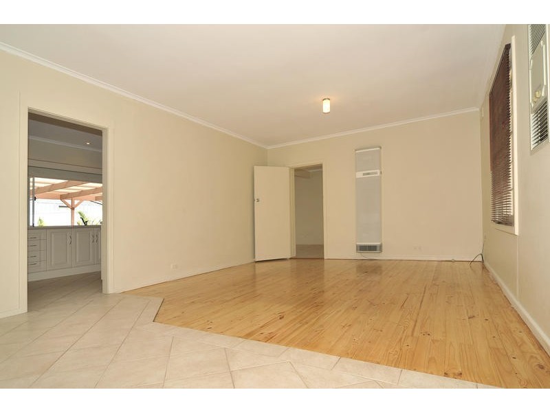 42 Berryman Drive, Modbury SA 5092