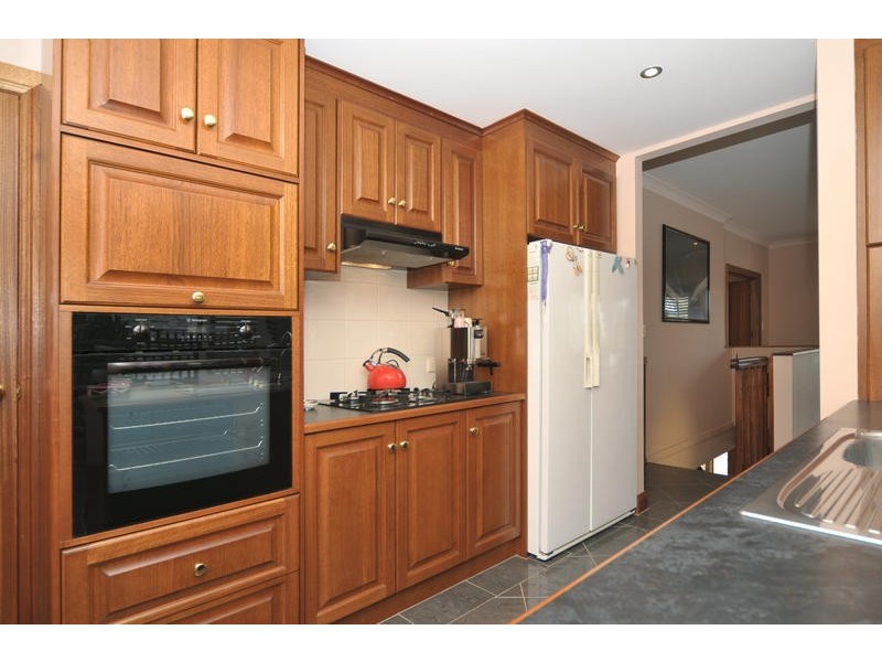 6 Hardwick Court, Golden Grove SA 5125