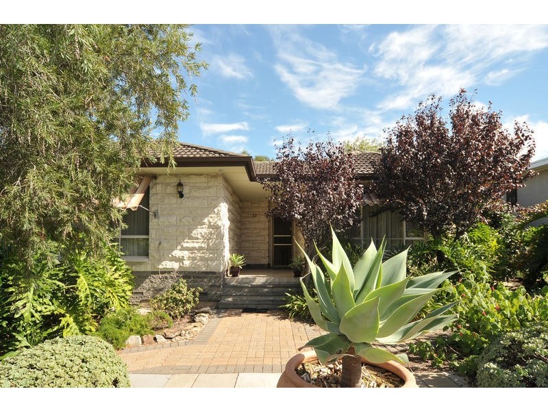 8 Whittaker Drive, Modbury SA 5092