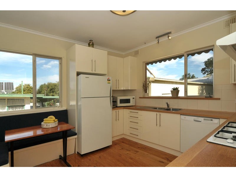 8 Whittaker Drive, Modbury SA 5092