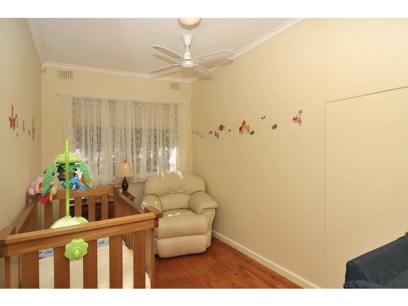 8 Whittaker Drive, Modbury SA 5092