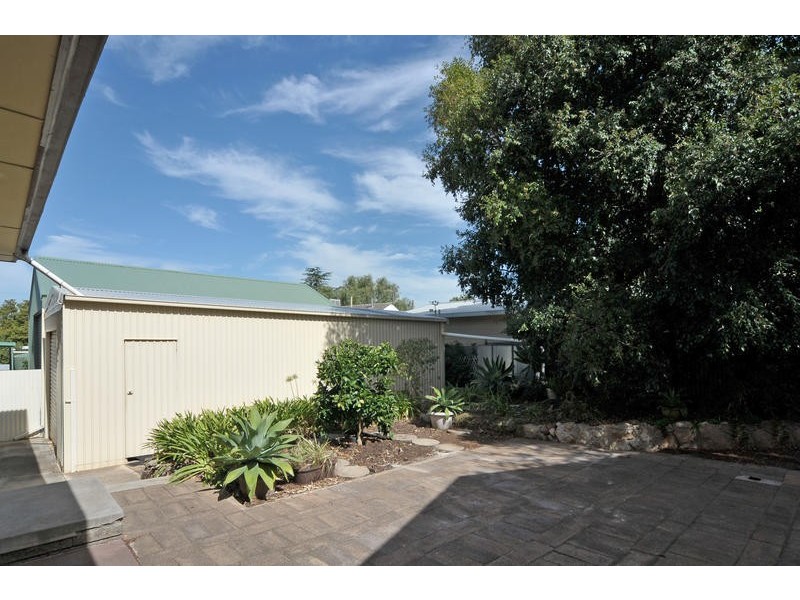 8 Whittaker Drive, Modbury SA 5092