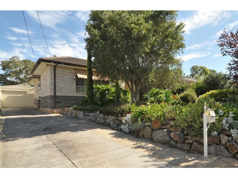 8 Whittaker Drive, Modbury SA 5092