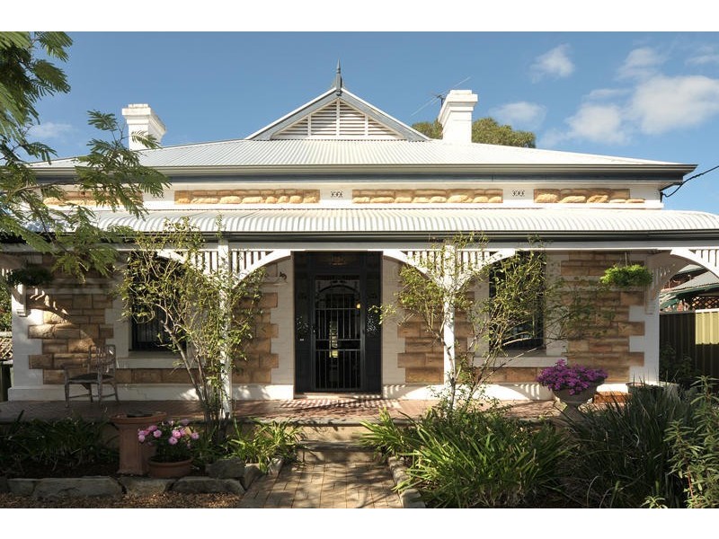 2 Gurrs Road, Kensington Park SA 5068