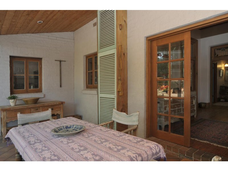 2 Gurrs Road, Kensington Park SA 5068