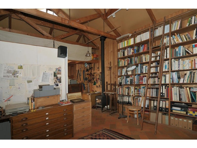 2 Gurrs Road, Kensington Park SA 5068