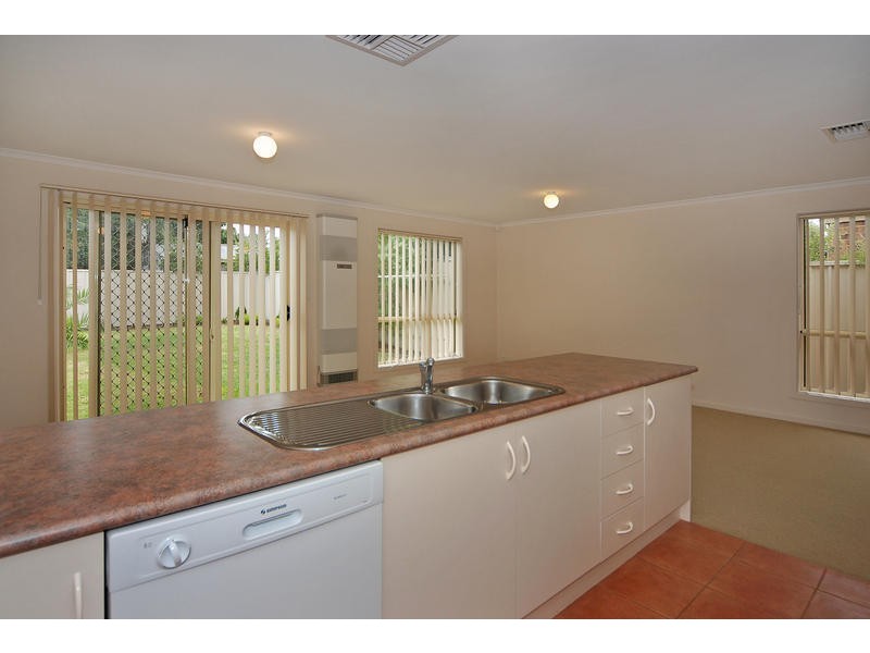 12 Donald Street, Valley View SA 5093