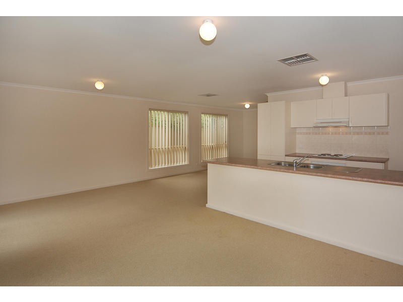 12 Donald Street, Valley View SA 5093