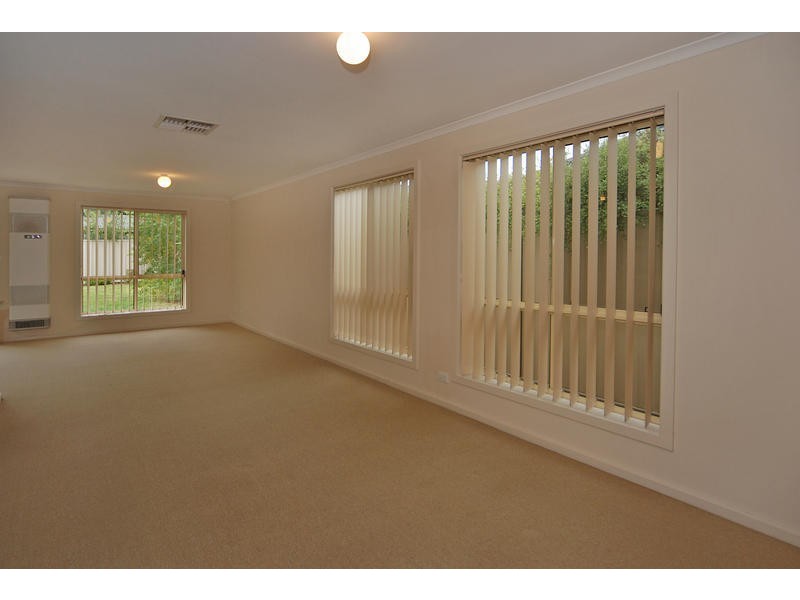 12 Donald Street, Valley View SA 5093