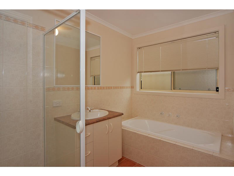 12 Donald Street, Valley View SA 5093