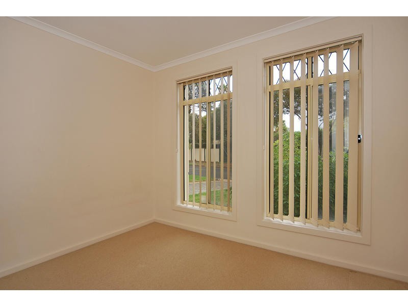 12 Donald Street, Valley View SA 5093