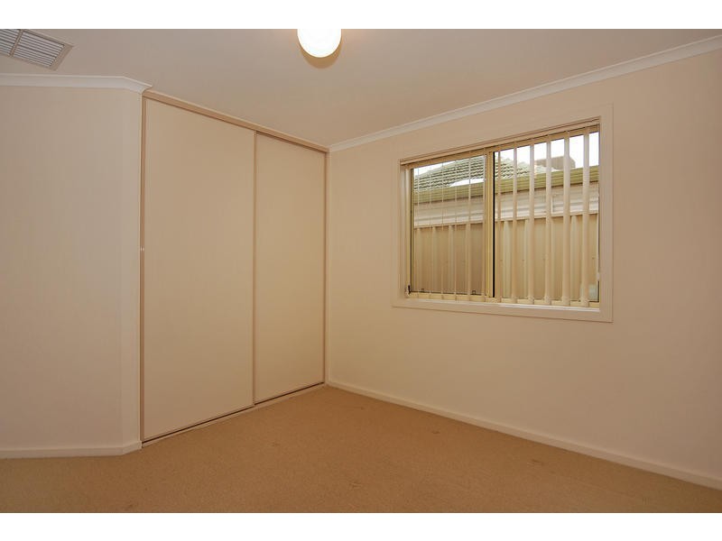 12 Donald Street, Valley View SA 5093