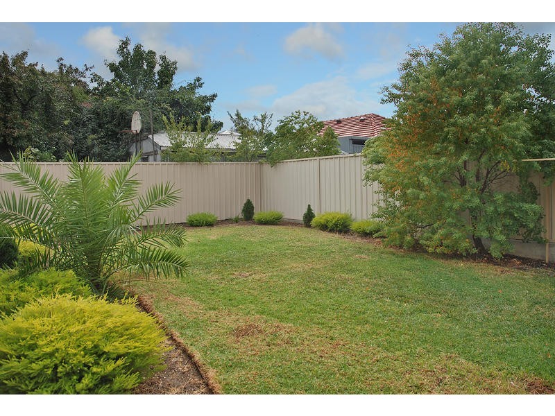 12 Donald Street, Valley View SA 5093