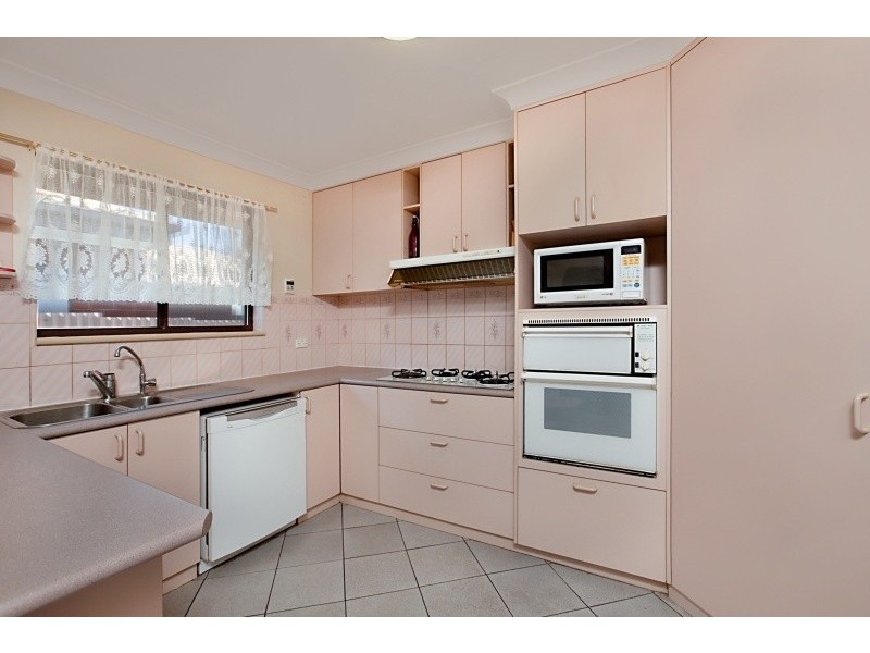 11 Maurine Terrace, Para Vista SA 5093