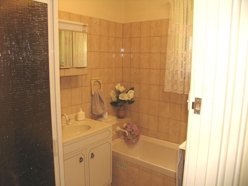 38 Charmaine Avenue, Para Vista SA 5093